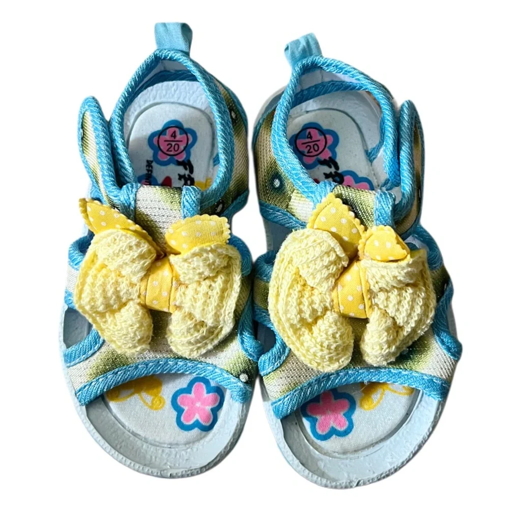 Frisky Infant Girls Yellow Crochet Bow Water Friendly Sandals Sz 4